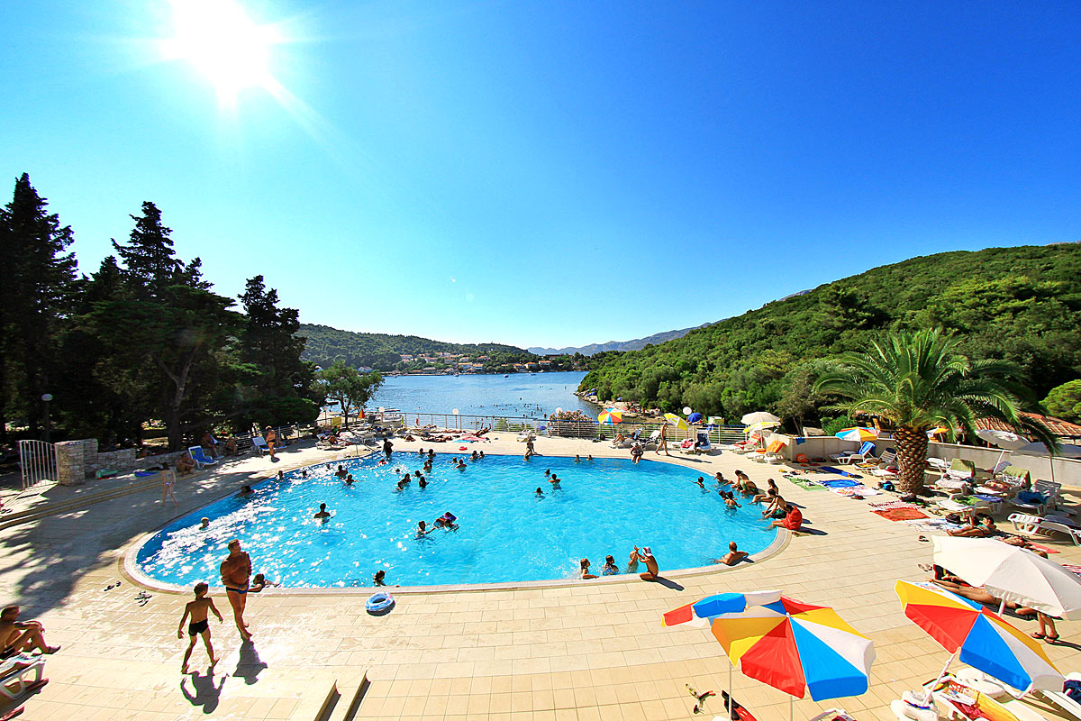 KORCHULA / BON REPOS ***